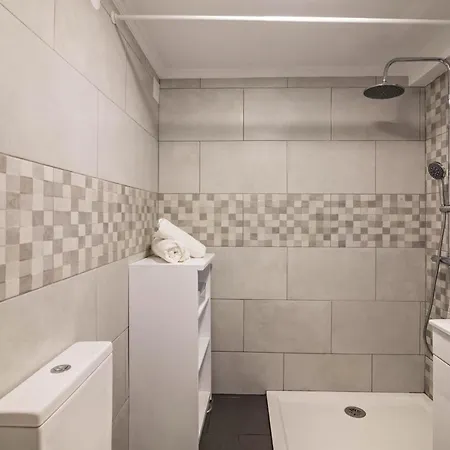 T2 Duplex Com Piscina * Albufeira
